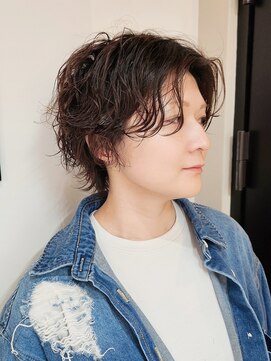 エミー(aimee) 大人女子無造作パーマ