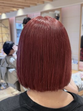 エイト新宿店(EIGHT shinjuku) チェリーレッド