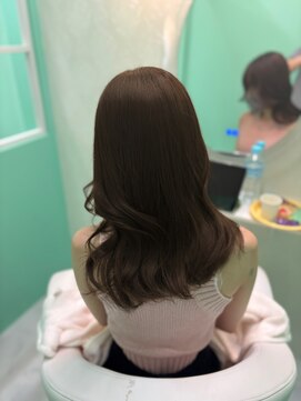 エラ(Ella) カーキブラウン♪