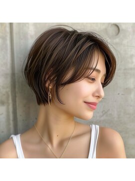 アヴァンヘアリゾート 鹿児島中央駅店(AVAN HAIR RESORT) 【AVAN】大人ショート×センターパート×暗髪カラー