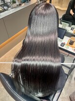 ベルン(bern)&nbsp;@bern_riwa 艶カラー ブルーブラック 透明感カラー 髪質改善