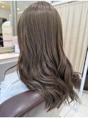 オリーブブラウン