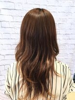 ミーティア バイ クアトロ(Meteor By QUATRO) ゆる巻きスタイル