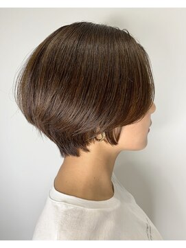 ジャイロヘア(gyro hair) ハンサムショート