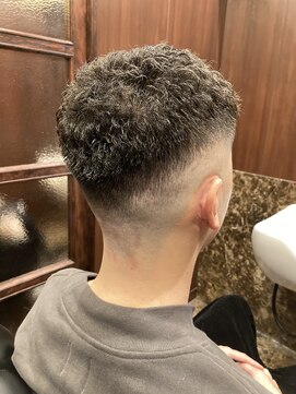 ヒロギンザバーバーショップ 大宮店(HIRO GINZA BARBER SHOP) 濡れパン×クロップスキンフェード