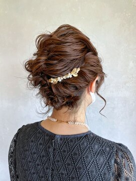 ベルビアンカ(Belle BIANCA) Belle BIANCA ドレスヘア シニヨンアレンジ 結婚式 by TOMOE