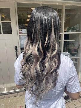 イヴァン アンド リズ 奈良店(IVAn & LIZ) グラデーション