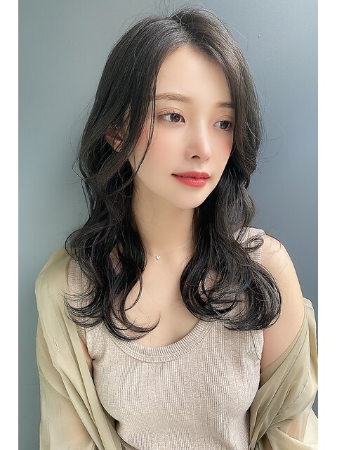 20代30代大人可愛い韓国風巻き髪カーキベージュツヤ髪ロング藤4
