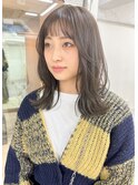 柔らかいセピアグレージュとミディアムレイヤー*