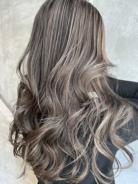 ジルジェニー(jill janne) オリーブベージュ　ハイライトあり