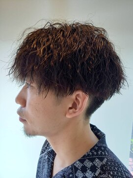 バーバ アンド ビューティーサロンヤマモト(Barber&Beauty salon yamamoto) メンズショート スパイラルパーマ