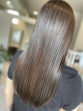 チラックス(ChilluX) 艶髪アッシュカラー