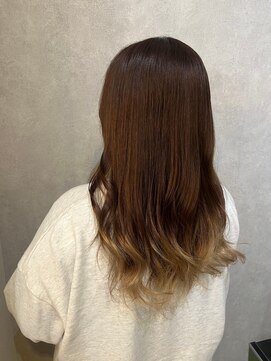 ウィスプ 赤羽店(wisp) 女性らしさを引き立てるブリーチ グラデーションカラー#1