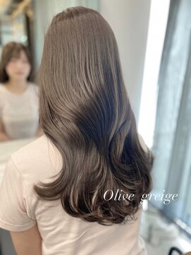 フォンズ(FONS) オリーブグレージュ/透明感カラー/ロングレイヤー/学割