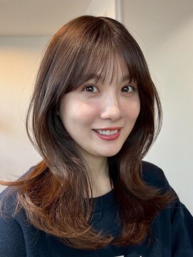 コンフィー(comfy) 外ハネくびれミディ◎