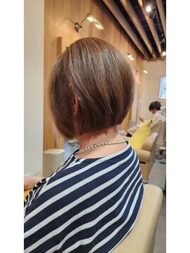 キレイコムデュース(Deuce) ショートボブ