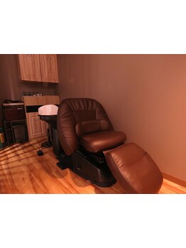 【頭皮から美しさを育む】極上ヘッドスパで日々の疲れを癒しながら、髪本来の美しさを引き出します★