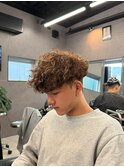 スパイキーショート　フェード　スペインカール　ルーズパーマ