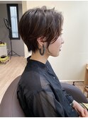 丸みとくびれショート☆ハンサムショート耳掛けスタイル