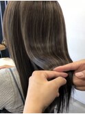 髪質改善　酸熱トリートメント うるつやロング シアーベージュ