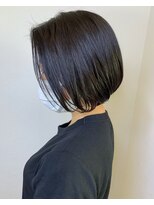 モルニ(MORNI)&nbsp;アッシュグレー_マロンベージュ Aラインボブ かきあげ