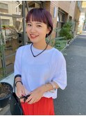 パープルカラーのワイドバングショート