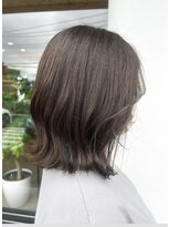 ルミエール(Lumiere)&nbsp;ラベンダーベージュ外はねミディ