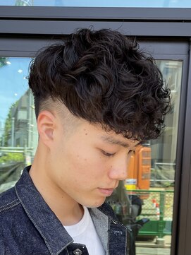 フィフス 渋谷(fifth) スペインカールスパイラルパーマ刈り上げフェード19時以降渋谷