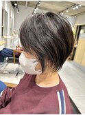 束感ショートボブ