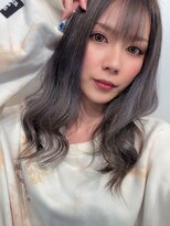 エル(L by truecreation)&nbsp;ブリーチ/春日部/ダブルカラー/学割U24/顔周り/ハイトーン/韓国