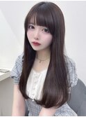 ローレイヤー似合わせぱっつん前髪おくれ毛ロングヘア