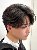 フェザーパーマフェザーショートセンターパート黒髪毛流れパーマ
