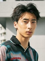 ノイ(noi)&nbsp;センターパートニュアンスパーマ刈り上げツーブロックメンズヘア