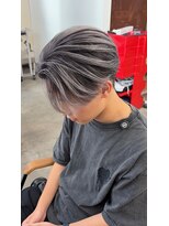 リップス 吉祥寺アネックス店(LIPPS)&nbsp;筋感ホワイトシルバーアッシュバレイヤージュセンターパート