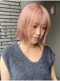 ショート ボブ ピンクベージュ ブリーチ ハイトーン 10代20代