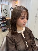 レイヤー/ミディアム・ロング/20代/顔周り/ブラウンベージュ