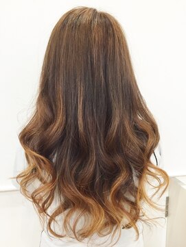 アリス 憧れの外国人風ソンブレカラー(グラデーションカラー)