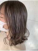 グレージュハイライト