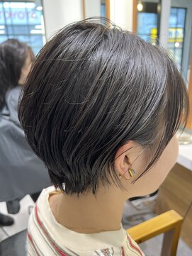 エニ(Eni) 【バッサリショート】