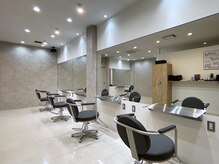 アグ ヘアー イリオス 花堂店(Agu hair ilios)の雰囲気（ゆったり寛げる居心地の良い空間です。※写真はイメージです。）