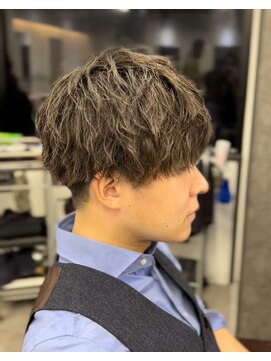 ウィステリアプラスワン 銀座一丁目(WISTERIA PLUS1) 【メンズ】ゆるめ波巻きツイストスパイラル（田辺）