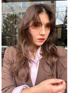 ノラ ヘアーサロン(NORA HAIR SALON) 【大久保】たっぷり入れたセンターパートロングレイヤースタイル
