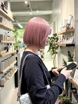 ウーフ(U-fu) ハイトーンボブ/ホワイトピンク/ハイトーンピンク/ピンクカラー