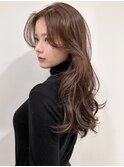 レイヤーカット　ロング　かきあげ前髪　ブラウンベージュ