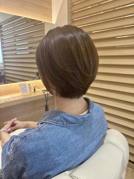 イデア 柏たなか店(IDEA) 透明感グレージュの大人ショートボブ