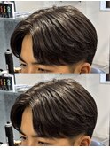 センターパート／ニュアンスパーマ／刈り上げ／マッシュ