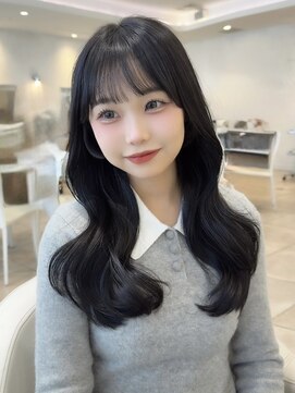 グレージュ/ワンカラー/透明感カラー/レイヤーカット/前髪あり