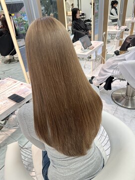 ロンドルピナス 小倉(Lond Lupinus) 黒髪カタログ/オリーブグレー/ココアベージュ/小顔に見せるヘア