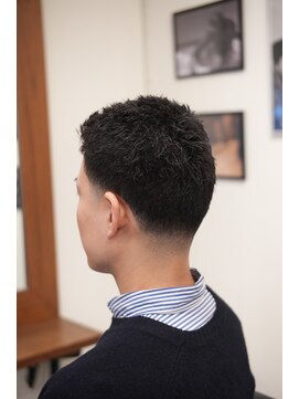 ザチョップショップ キチジョウジ(THE CHOP SHOP KICHIJOJI) スパイキーショート