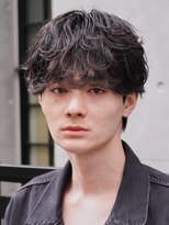 フィフス 大分(fifth)&nbsp;大分シャドウパーマメンズカットラウンドマッシュウルフゆるめ